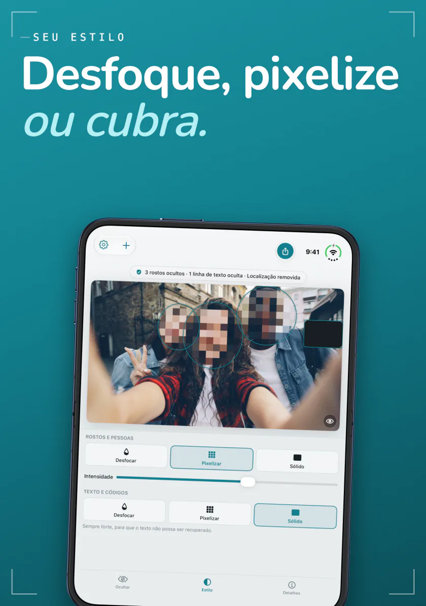 O Frost no iPhone Duo pixelizando os rostos de uma selfie, com os estilos Desfocar, Pixelizar e Sólido